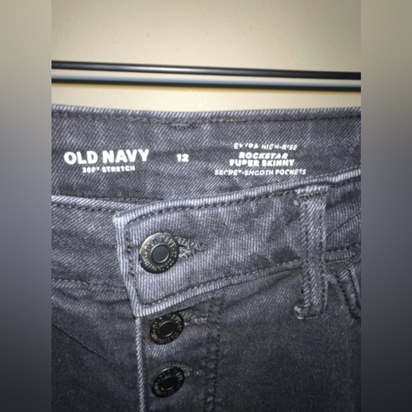 Old Navy Rockstar Super Skinny Black Jeans Size 12 - Picture 3 of 5